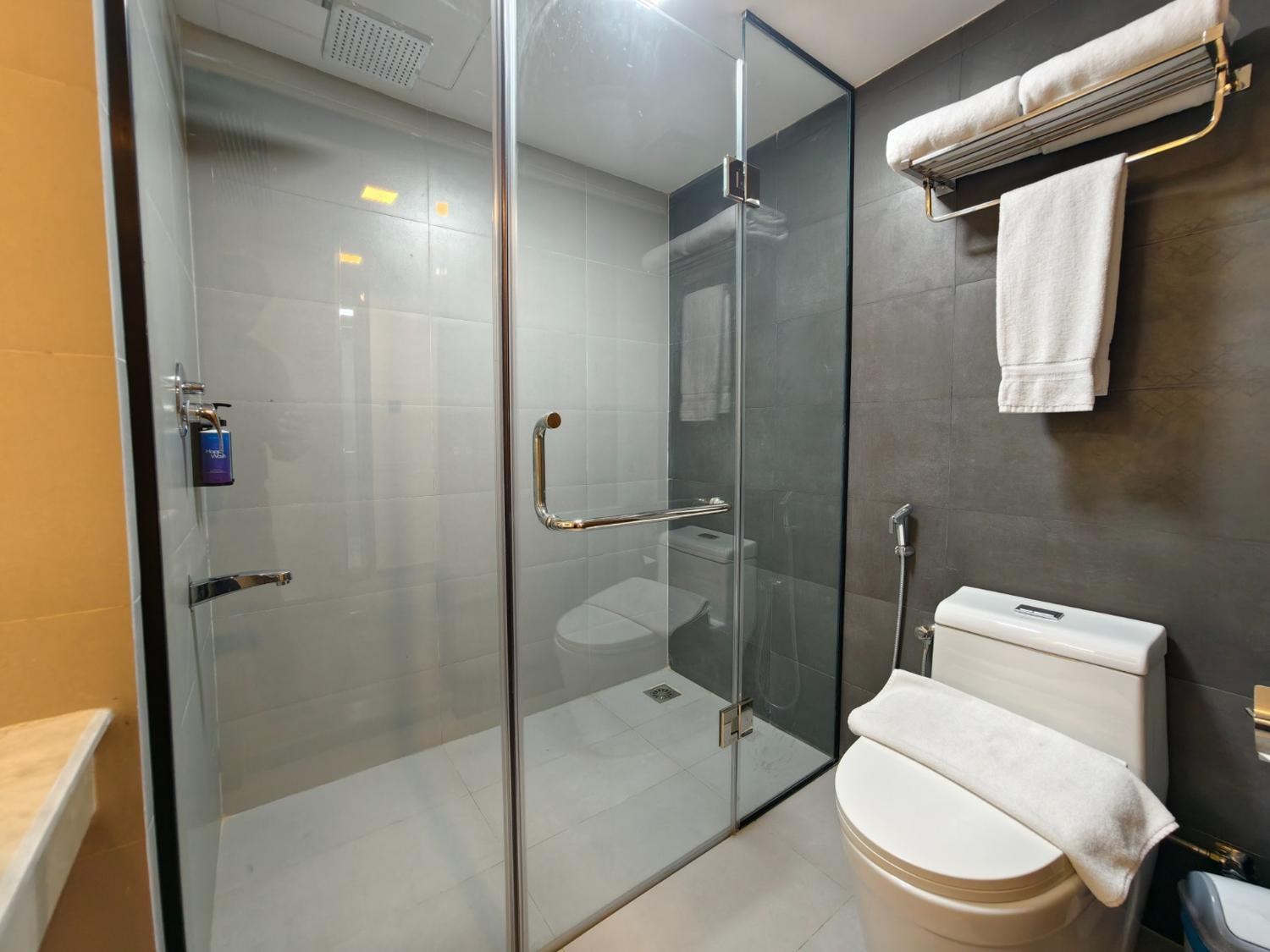 Premier Suite Sea View King